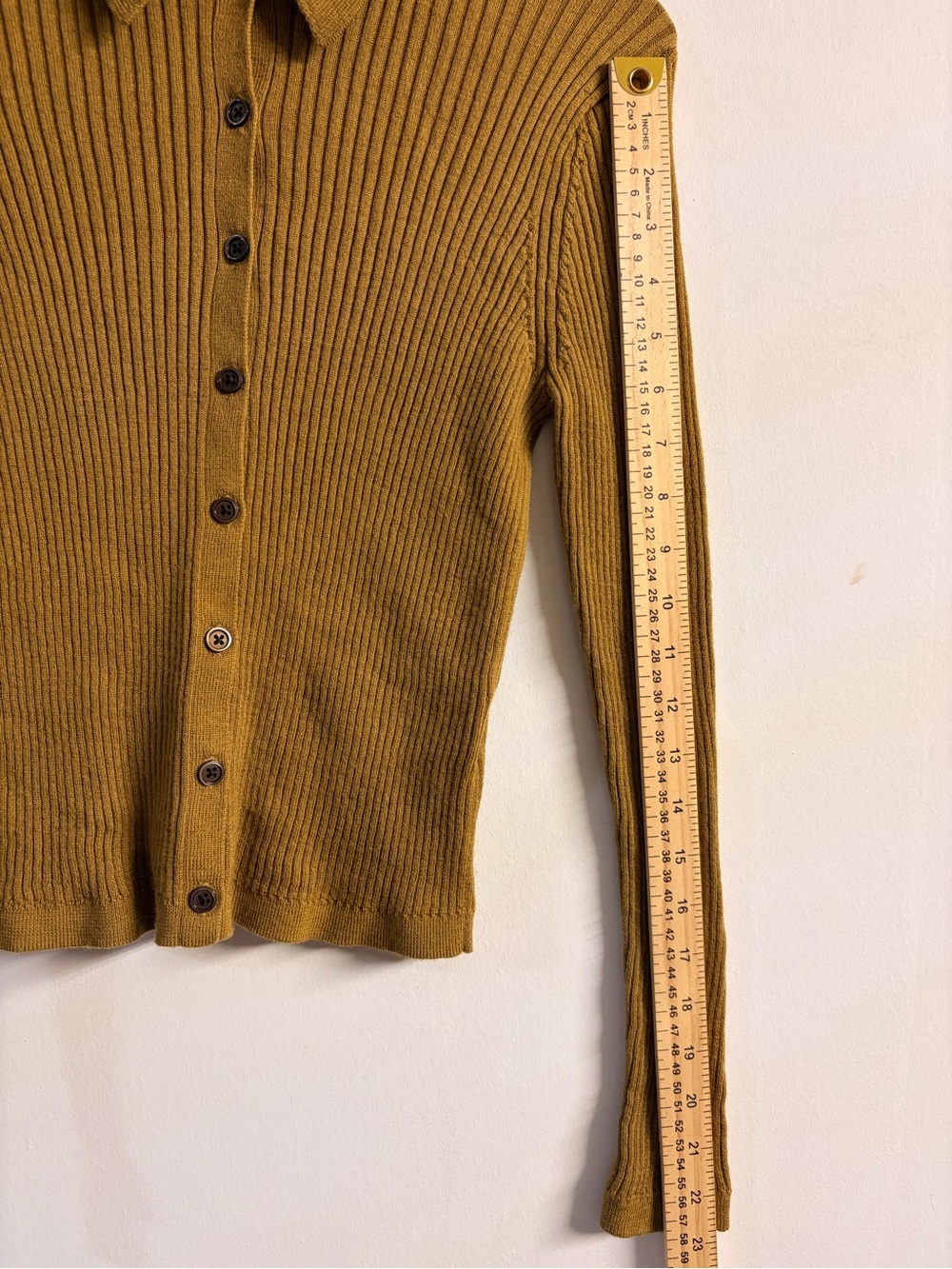 Uniqlo Ribbed Collared Button Cardigan - Picture 5 of 6
